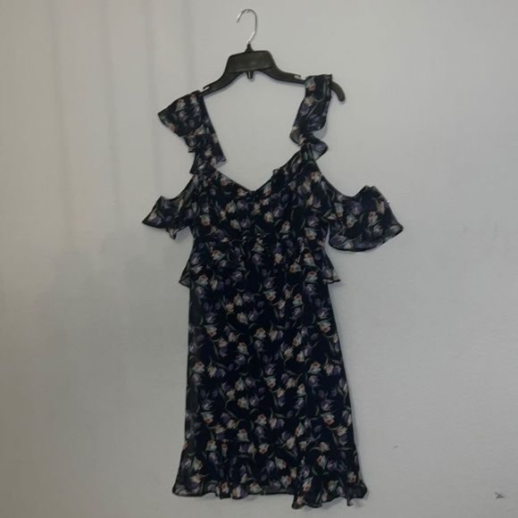 Dress Forum Dress - Picture 1 of 4